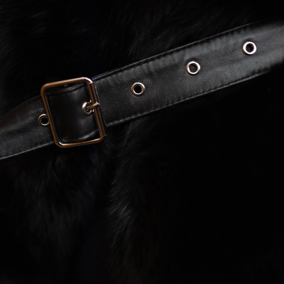 Custom blue fox vest with belt - Picture 3 of 4